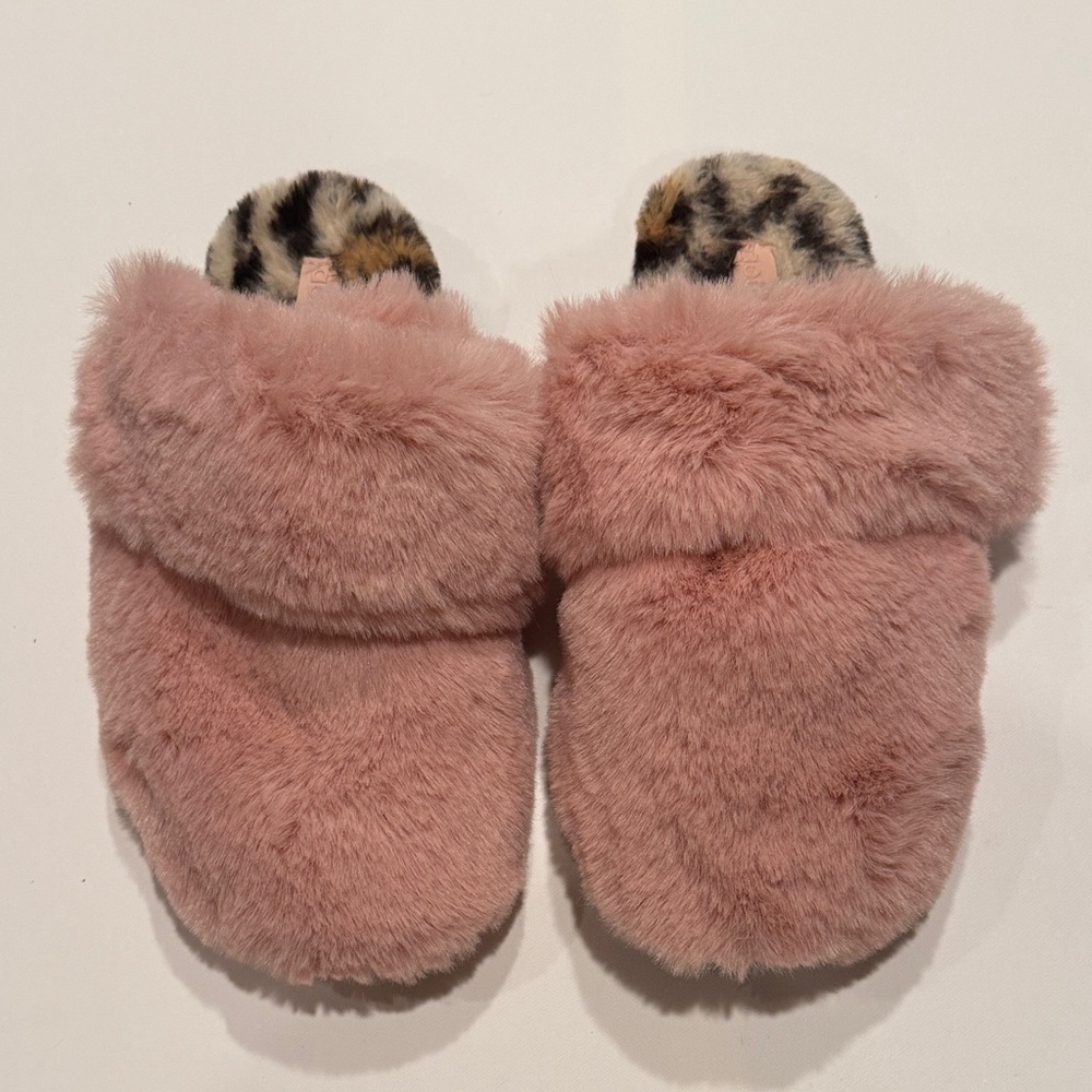 Aetrex Blush Furry Women's Slippers with Animal Print